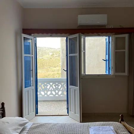 The Olive Tree 3* Olympos (Karpathos)